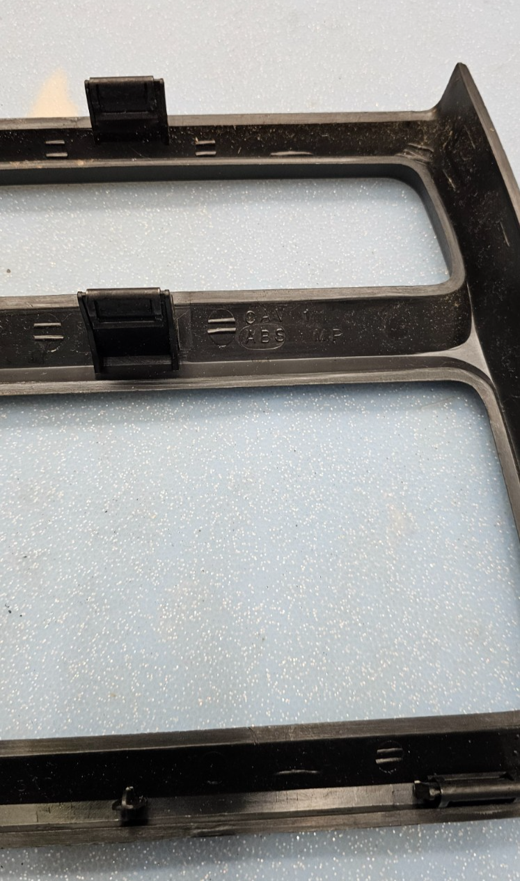 🔥92-94 CAVALIER DASH FM RADIO STEREO DISPLAY CLIMATE CONTROL BEZEL TRIM BLACK