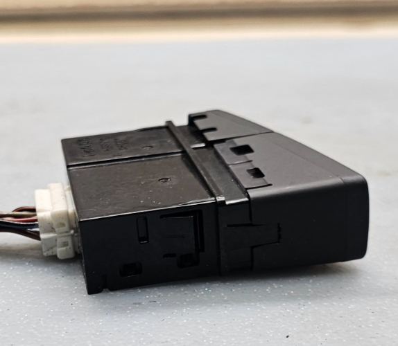 🔥10-17 Suzuki Swift Flasher Hazard Relay Warning Light Switch Assembly Black