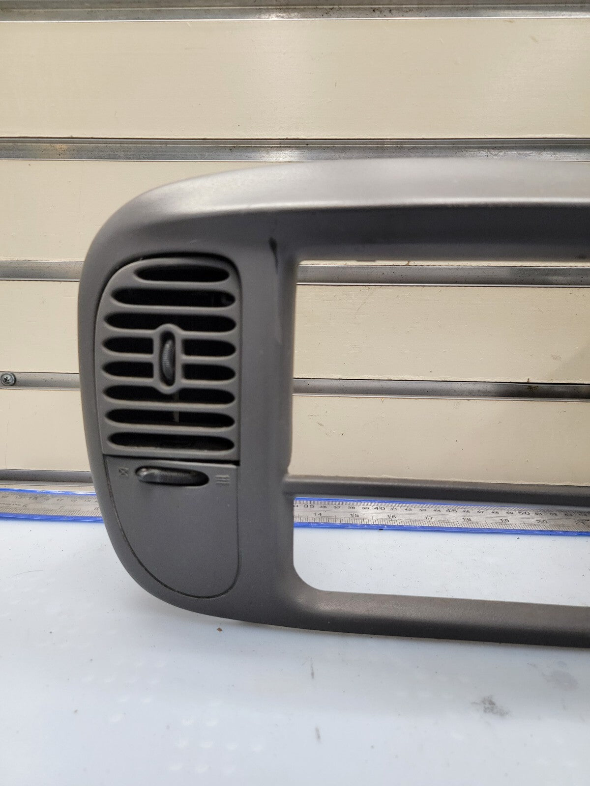 🔥97-03 Ford F150 Center Dash Radio Climate Trim BEZEL Panel AIRBG Line GRAY