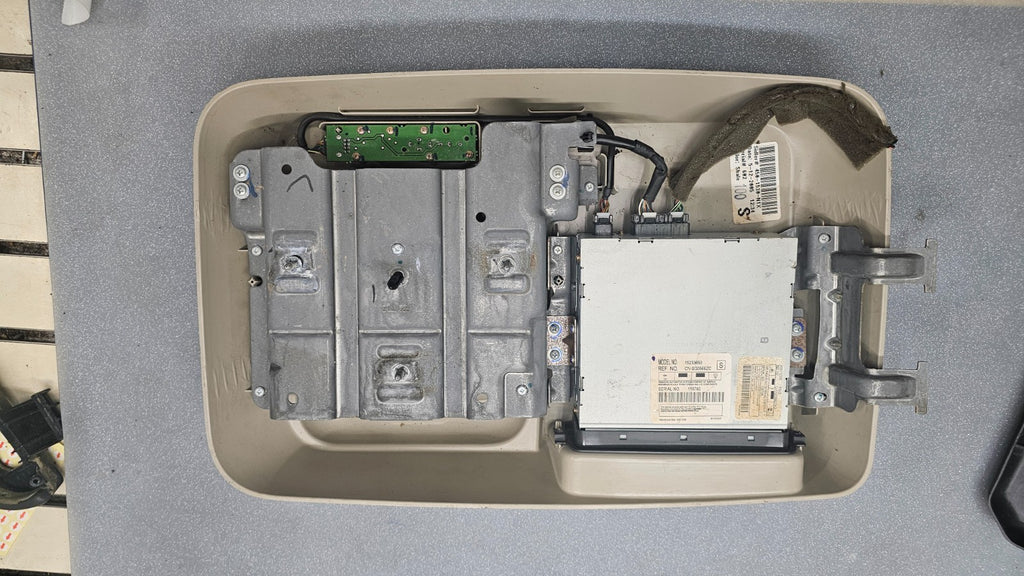 🔥03-06 TAHOE SIERRA SUNROOF ENTERTAINMENT DVD PLAYER DISPLAY SCREEN SYSTEM TAN