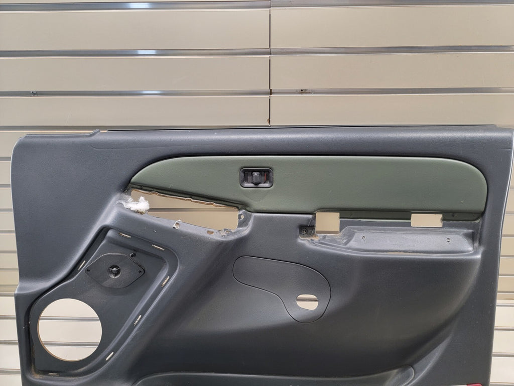 🔥1999-2002 Silverado SIERRA Door Panel Front RIGHT Passenger No Arm Graphite D4