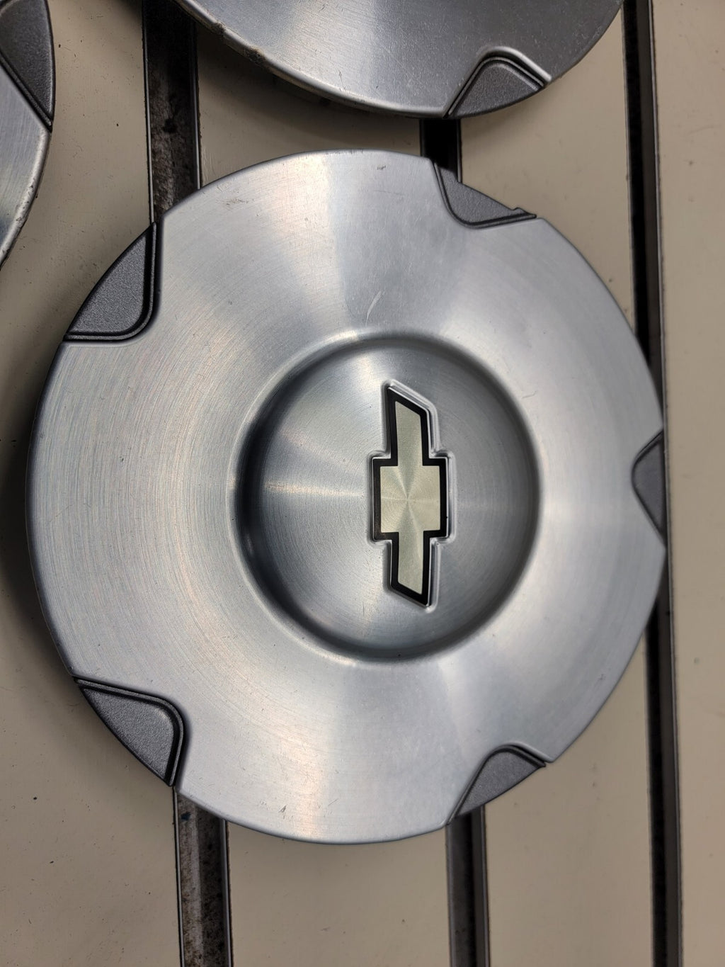 🔥 2002- 2006 CHEVROLET TRAILBLAZER WHEEL CENTER CAP  SILVER
