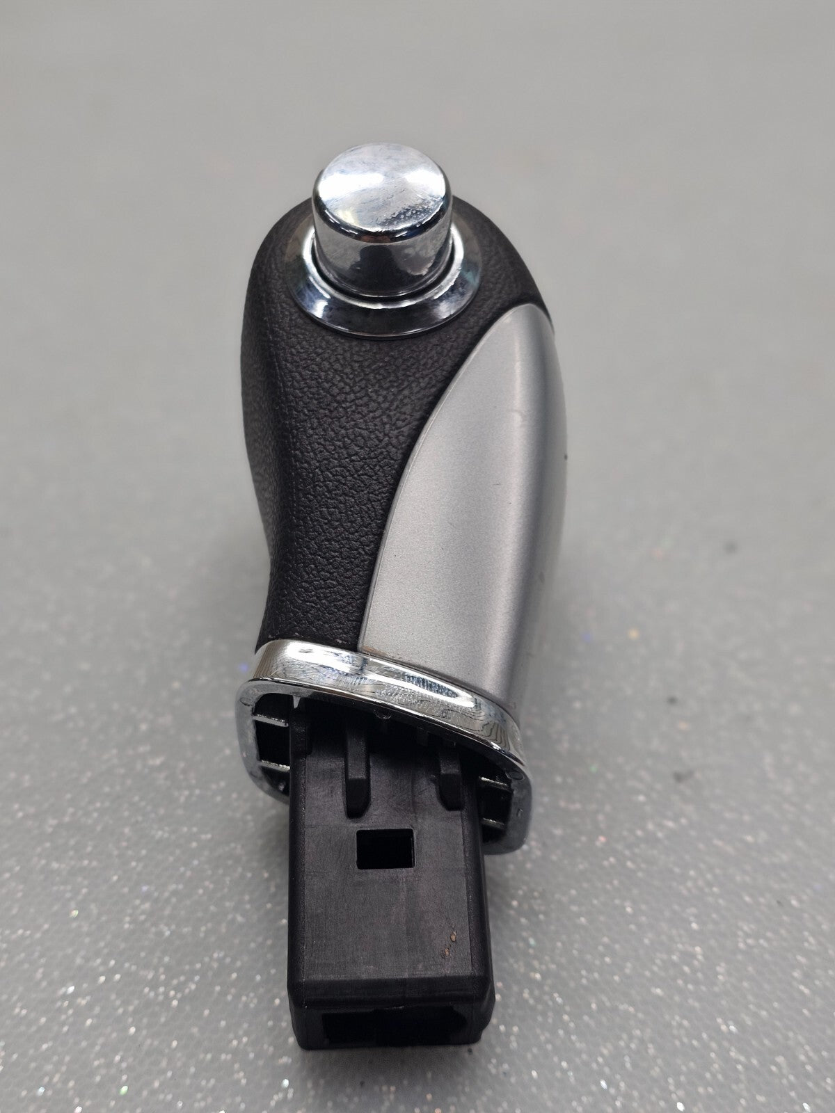🔥08-12 Chevy Malibu Transmission Shift Gear Shifter Knob Silver/black
