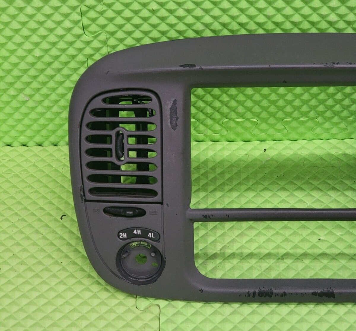 🔥97-03 Ford F150 Center Dash Radio Climate BEZEL Trim Panel Line GRAY B1