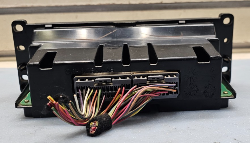 🔥03-06 TOWN CAR Dash AC A/C HVAC Heater Climate Control Panel Temperature