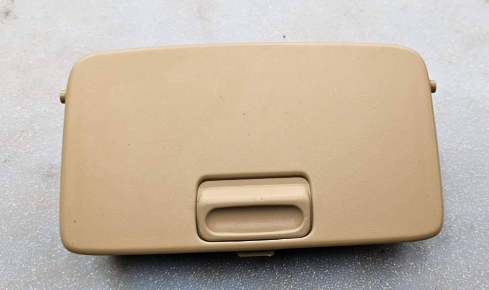 🔥02-06 Toyota Camry Dome Light Sunglass Holder TAN OEM