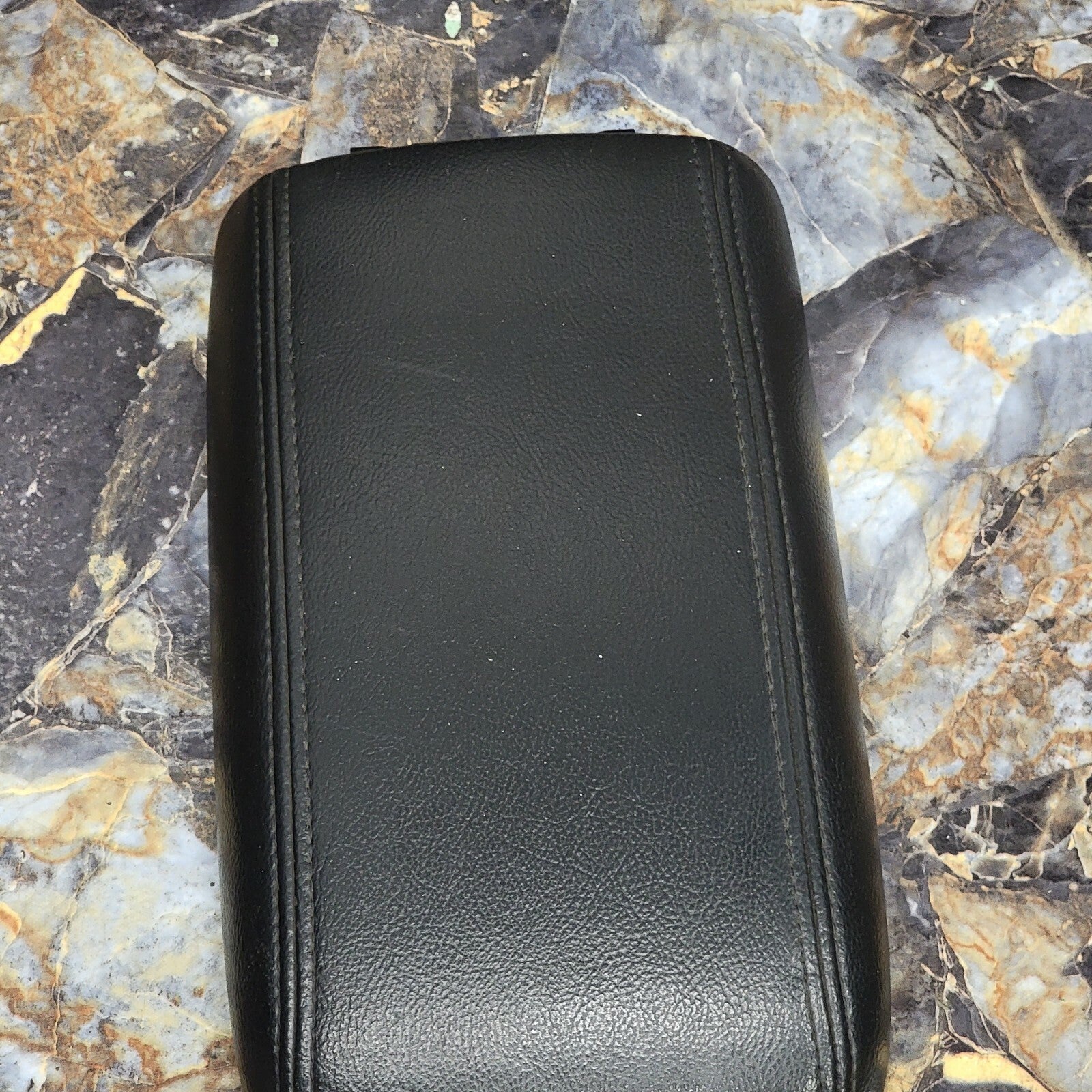 🔥02-09 Chevy Trailblazer GMC ENVOY Center Console Armrest LEATHER Lid BLACK def