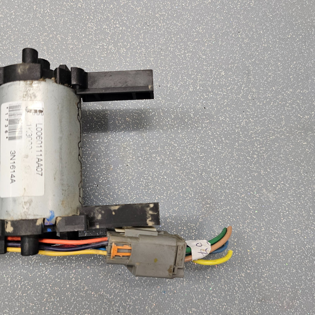 07-14 Silverado Suburban Sierra Escalade Left Driver Power Seat Track Motor OEM