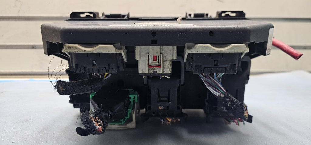 🔥2010 DODGE GRAND CARAVAN TOWN & COUNTRY TIPM FUSE BOX BCM POWER MODULE RELAY