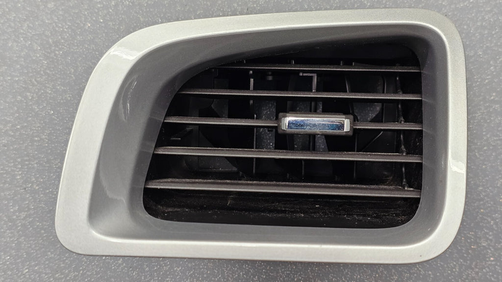 🔥10-17 Chevy Equinox Dash Left Driver AC A/C HVAC Air Vent Heater SILVER