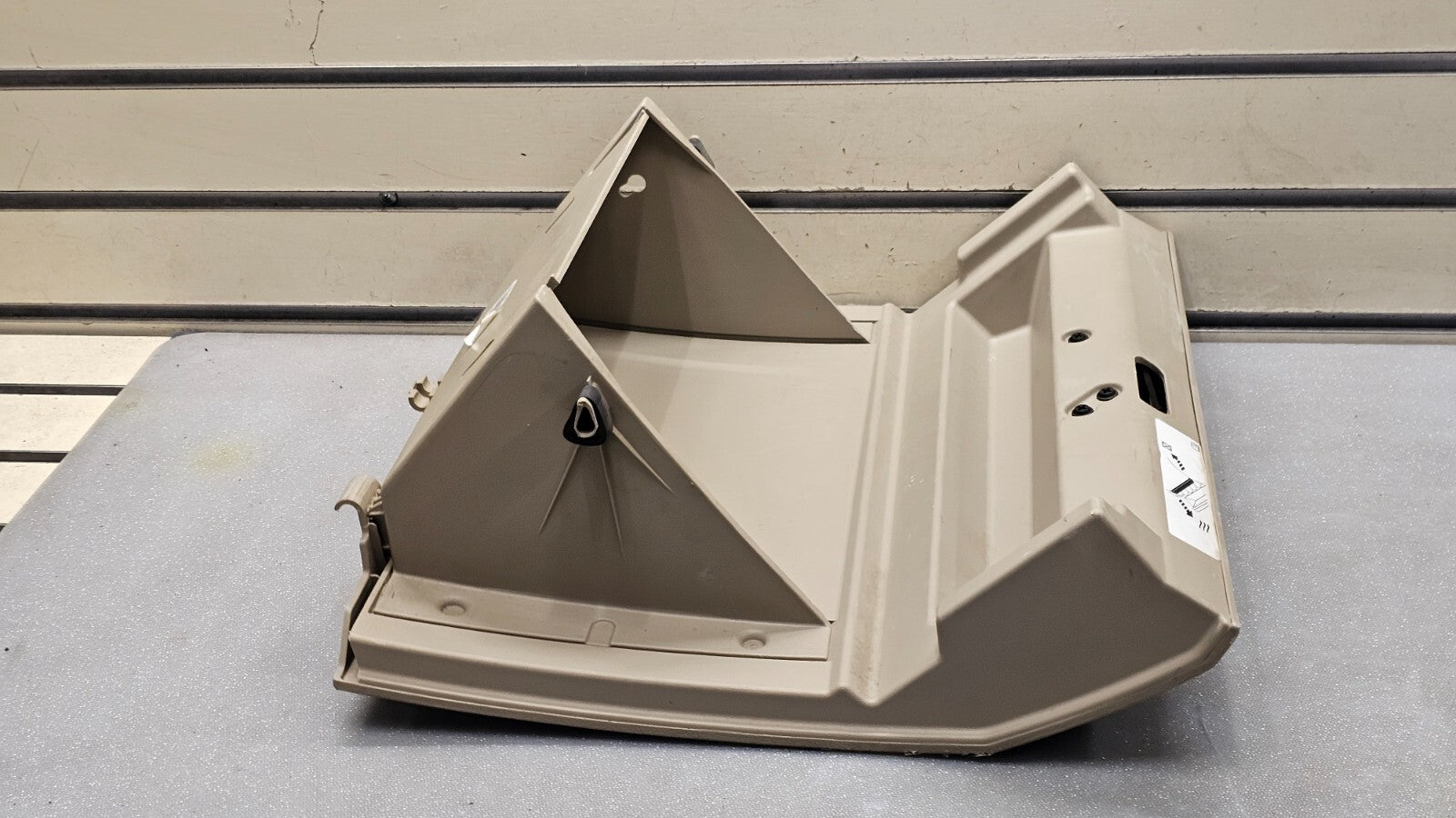 🔥07-09 Dodge Caliber Dash Glove Box Door Storage Compartment Lid Assembly Tan