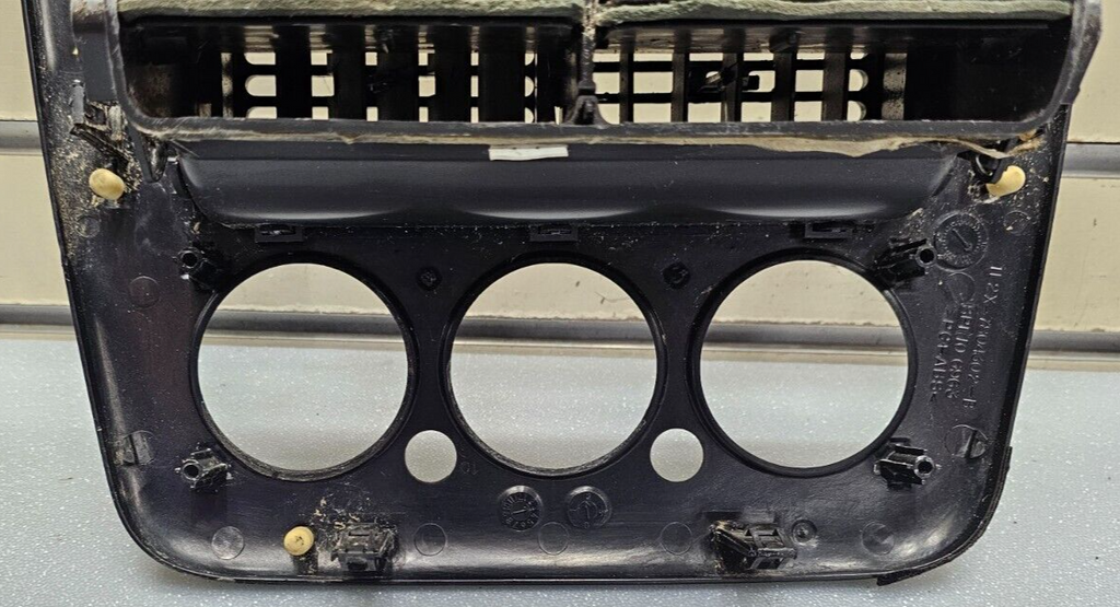 🔥02-05 FORD EXPLORER RADIO AUDIO CLIMATE TEMPERATURE CONTROL BEZEL TRIM BLACK