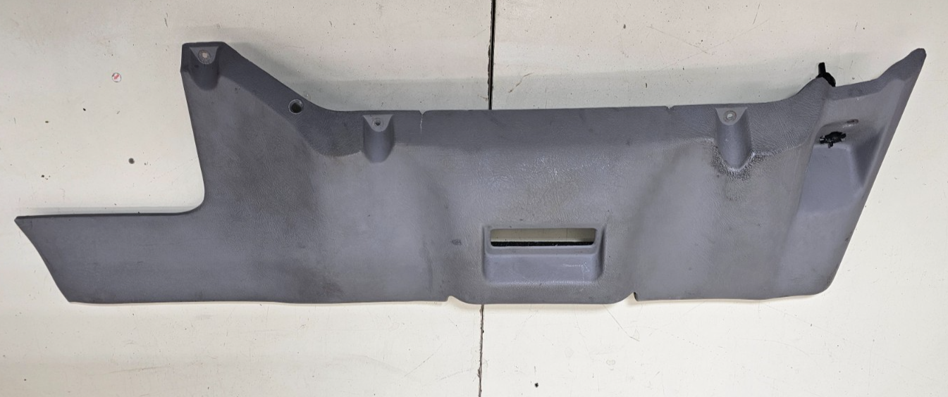 🔥95-99 CHEVY GMC TRUCK CK INSTRUMENT PANEL DASH KNEE BOLSTER PANEL GRAY OEM