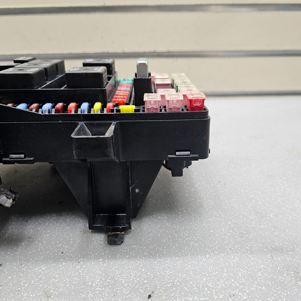 🔥2003-2006 FORD EXPEDITION LINCOLN NAVIGATOR FUSE BOX RELAY PANEL
