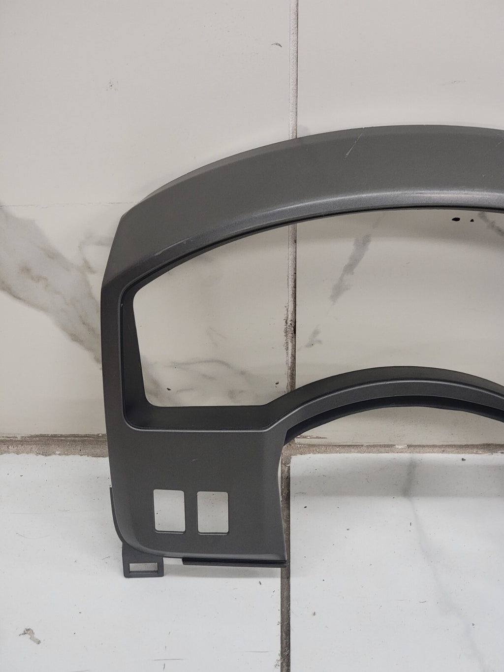 04-07 NISSAN TITAN ARMADA SPEEDOMETER CLUSTER GAUGE DASH BEZEL TRIM OEM GRAY C33