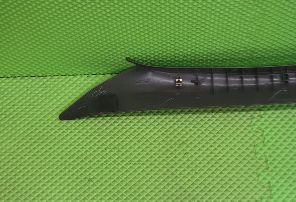 🔥02-09 CHEVY TRAILBLAZER PASSENGER PILLAR TRIM PANEL COVER ASSEMBLY OEM Black