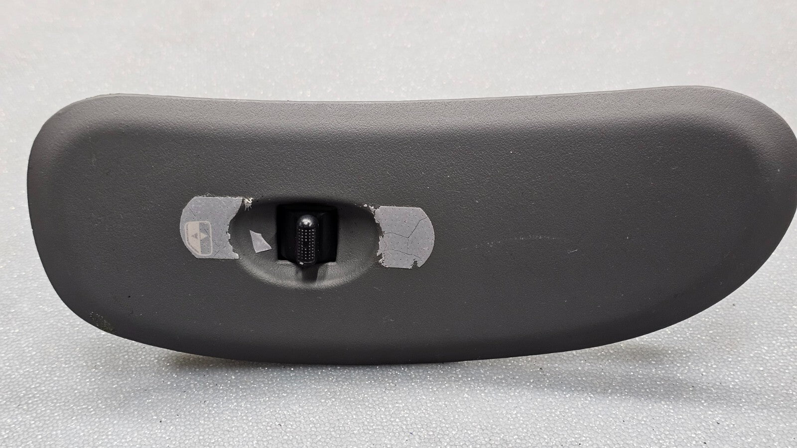 🔥01-07 Caravan Town Country Front Right Passenger Window Door Lock Switch Gray
