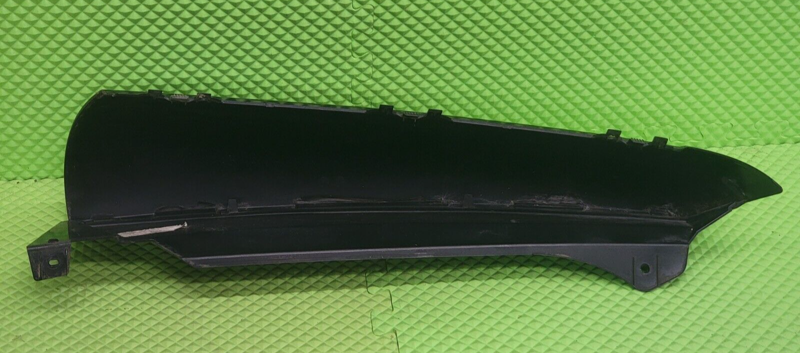 🔥2007-2014 CADILLAC ESCALADE REAR LEFT SIDE D PILLAR PANEL TRIM COVER BLACK