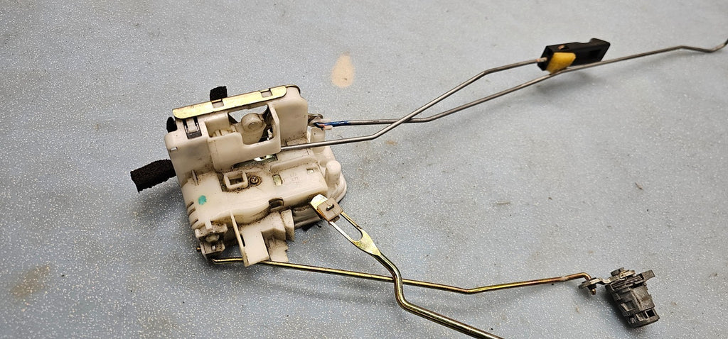 🔥2001-2005 HONDA CIVIC 2DR front Left Driver manual Door Lock Latch OEM