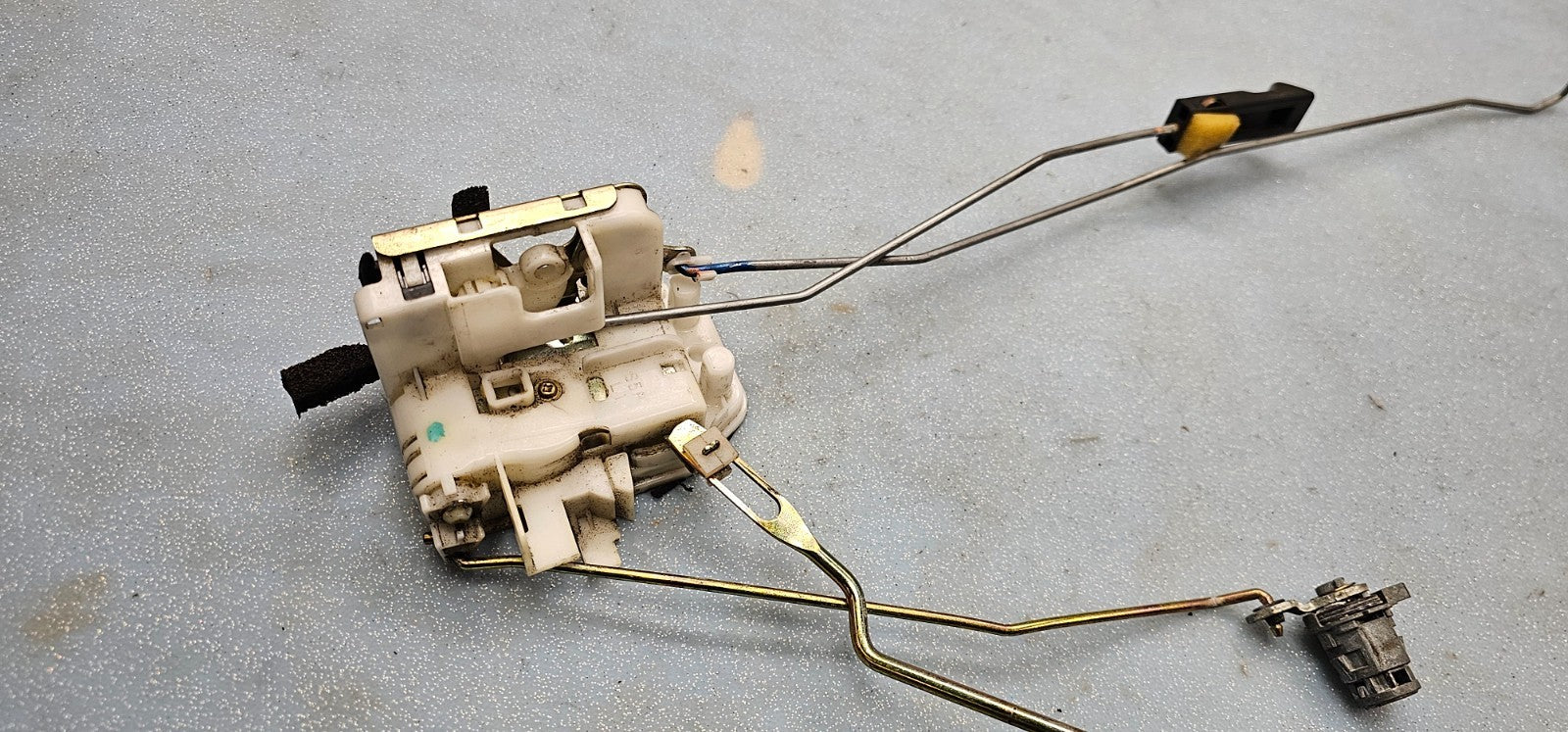 🔥2001-2005 HONDA CIVIC 2DR front Left Driver manual Door Lock Latch OEM