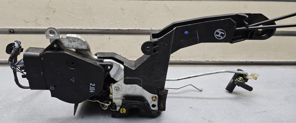 🔥 01-05 Toyota RAV4 Front Passenger RH Door Latch Lock Actuator OEM