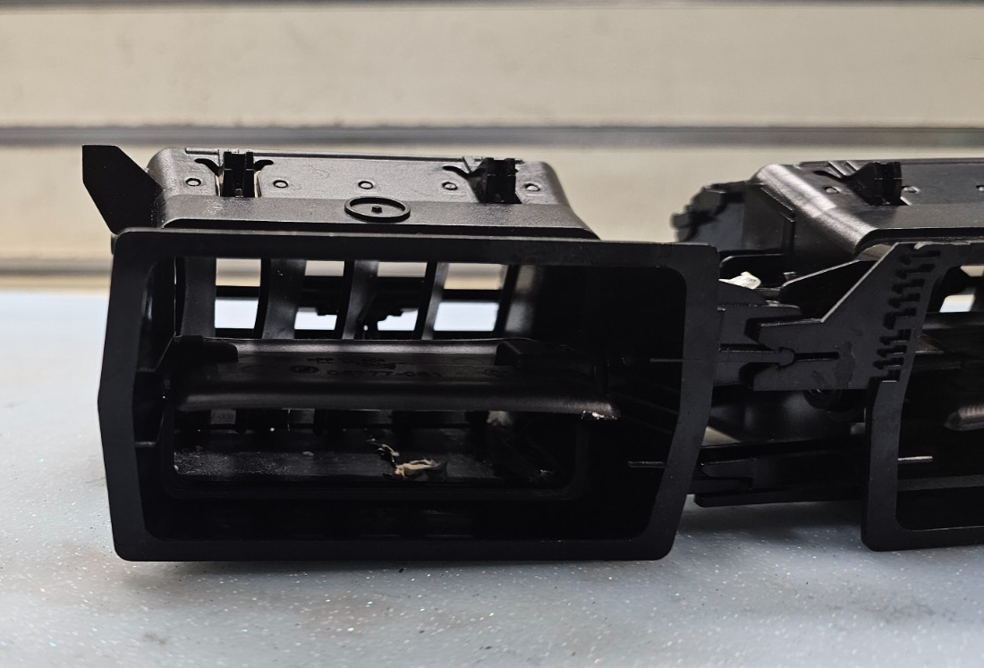 🔥10-17 Volvo XC60 Center Dash AC A/C HVAC Air Vent Heater Black