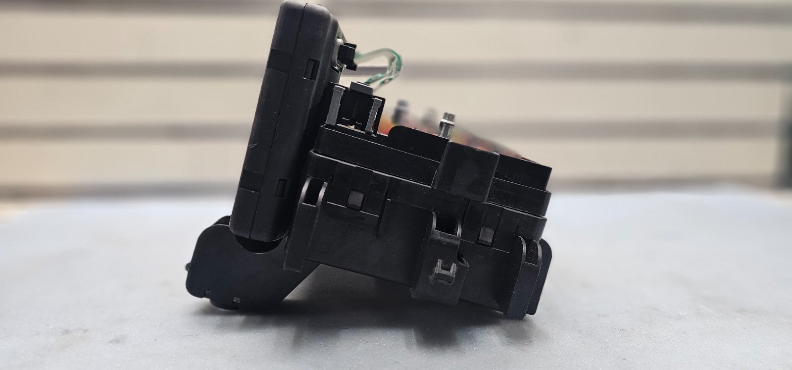 🔥05-09 Rainier Chevy Trailblazer Envoy Fuse Box Junction Body Control Module