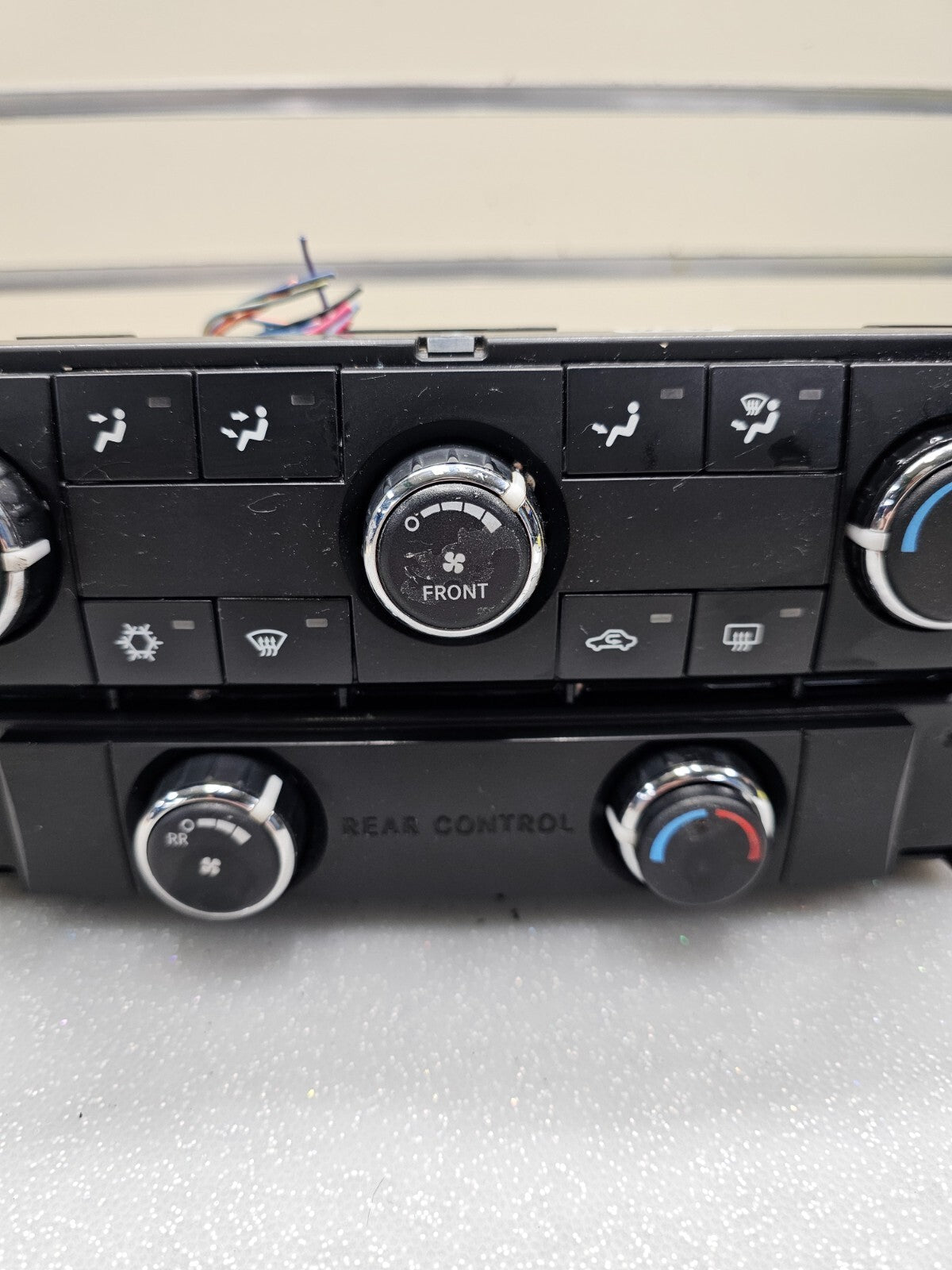 08-10 Grand Caravan Town Country Dash AC Heater Climate Temperature Control Unit