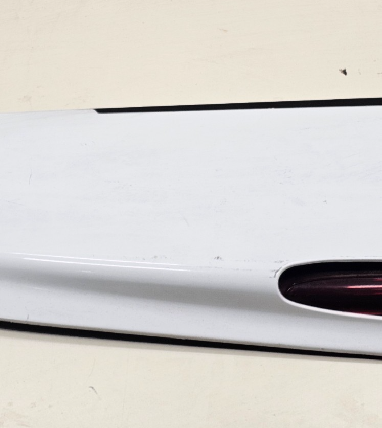 🔥2002-2009 Chevrolet Trailblazer Rear Hatch Spoiler Brake Light WHITE OEM SP2