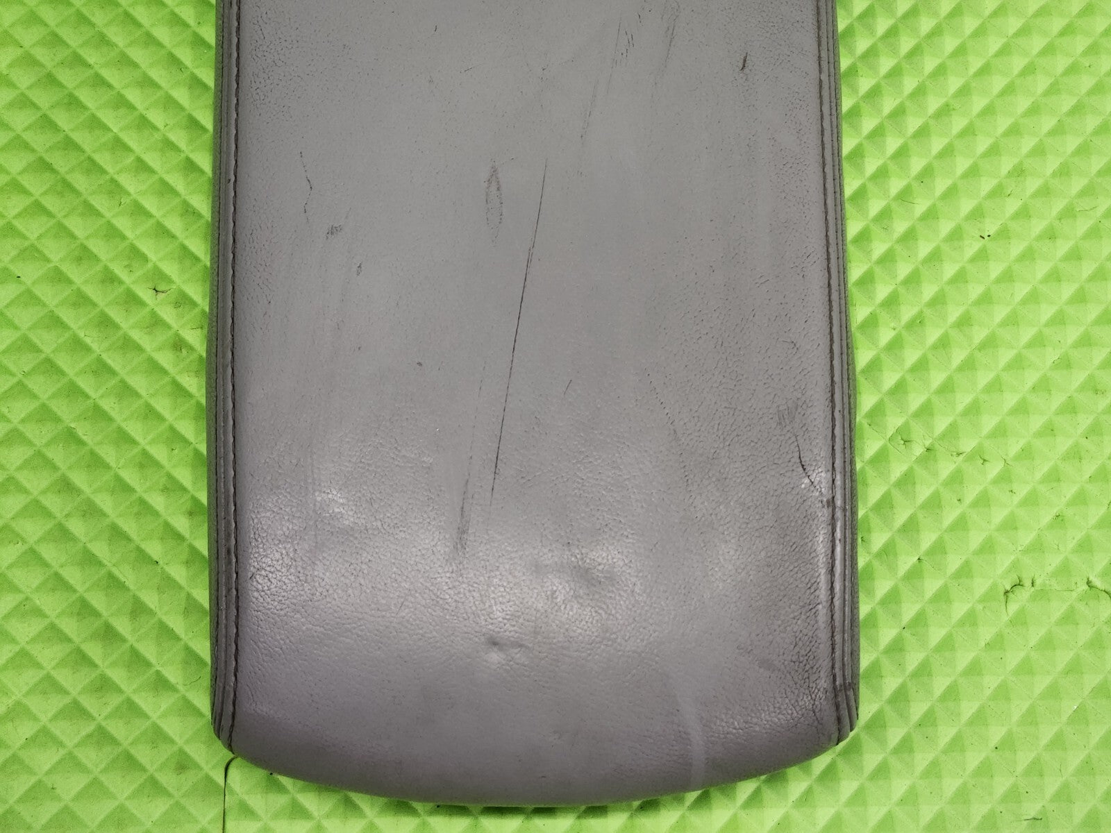 🔥2007-2011 TOYOTA CAMRY CENTER CONSOLE ARM REST LID COVER TOP PAD BOX TAN