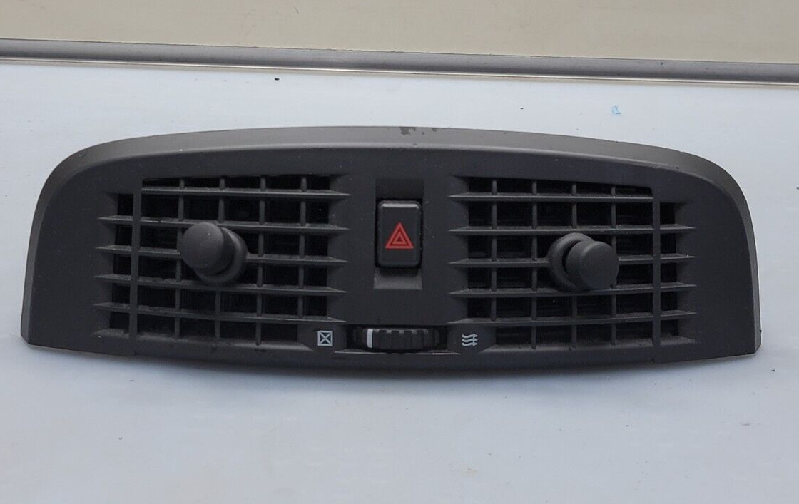 🔥03-07 CADILLAC CTS FRONT CENTER DASH DASHBOARD DUAL AIR VENT TRIM BLACK OEM