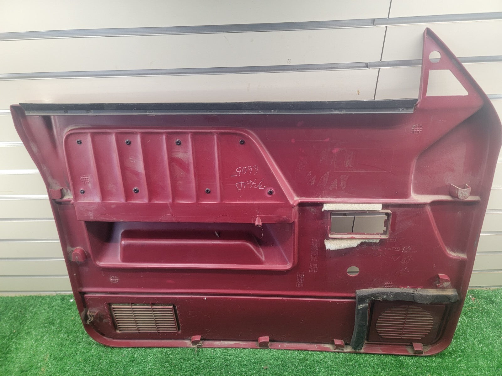🔥87-96 Dodge Dakota PASSENGE Side Interior Trim Door Panel Manual Crank OEM Red
