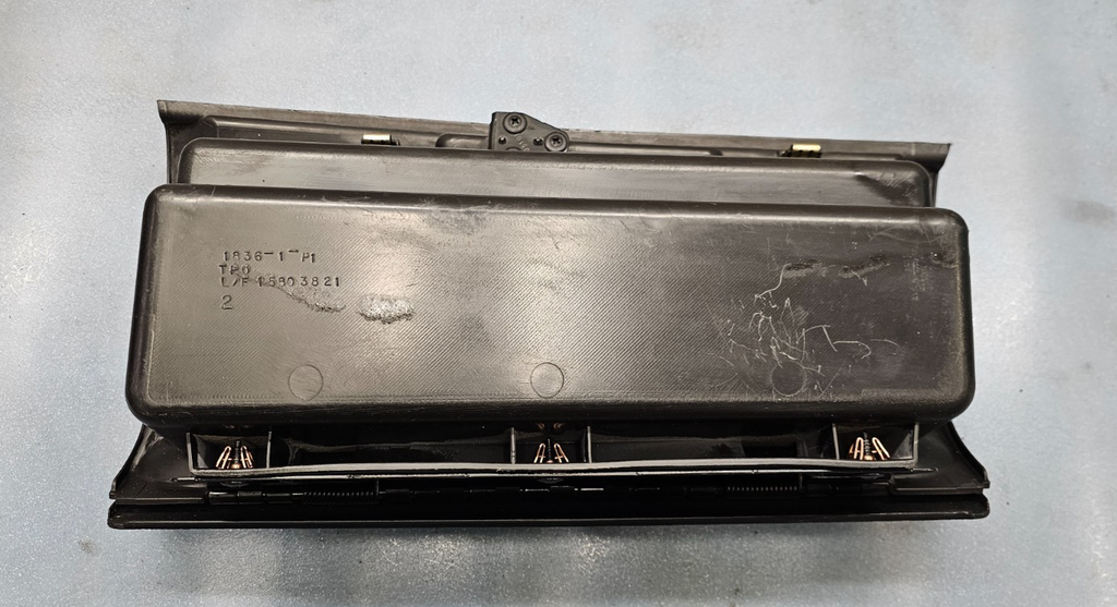 🔥07-13 Silverado SIERRA Dash UPPER GLOVE BOX Storage Compartment Door BLACK G4