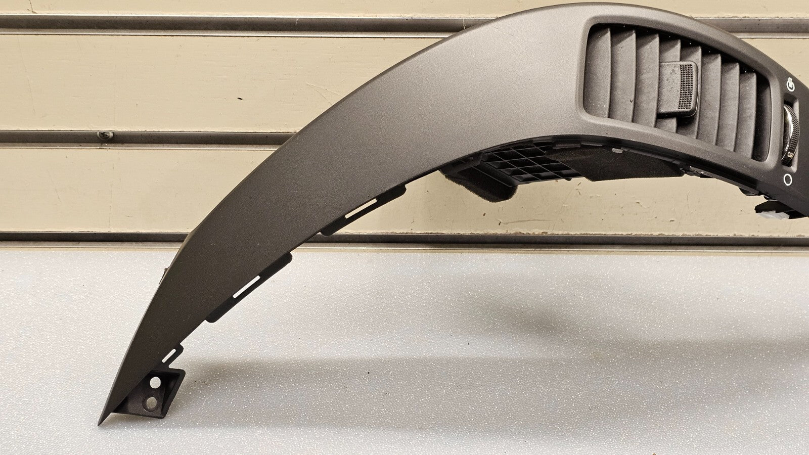 14-18 Kia Forte Dash Center Right Passenger AC Heater Air Vent Conditioner Black
