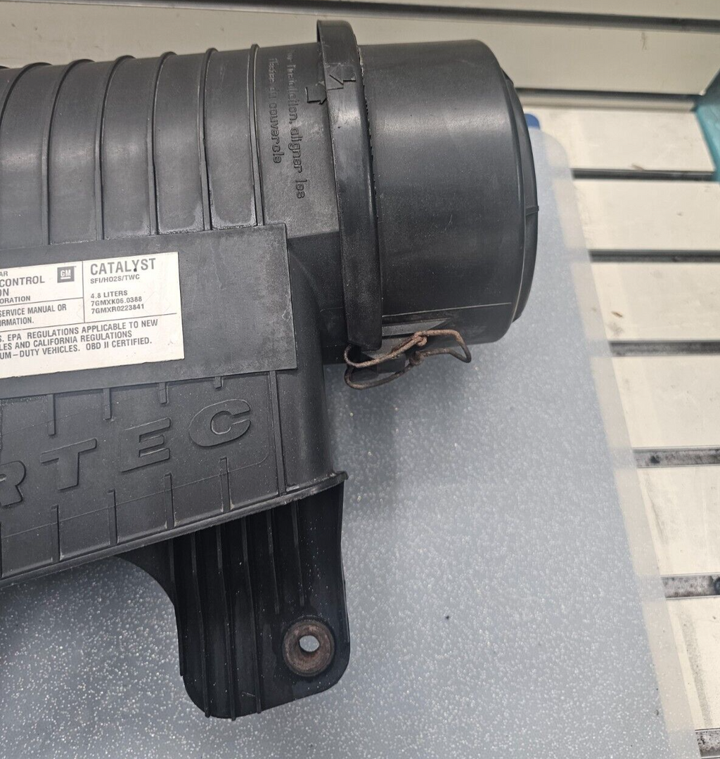 🔥2007-2014 Express 1500 Van Savana 1500 Van Air Intake Cleaner Filter Box OEM
