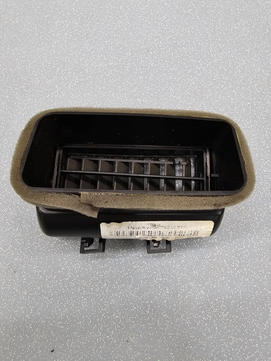 🔥04-07 NISSAN TITAN ARMADA QX56 Right Passenger Dash Center AIR VENT BLACK OEM