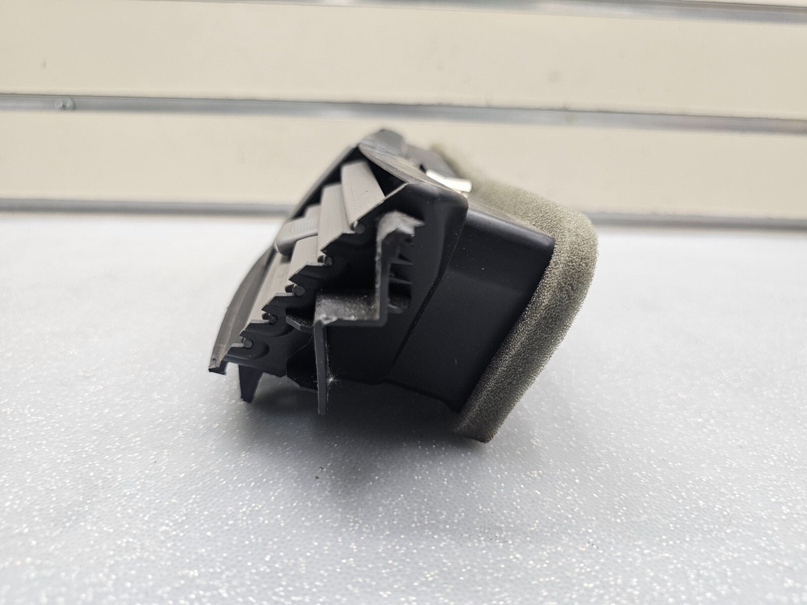 🔥08-12 Chevy Malibu Center Dash Double Air Vent Heater Conditioner Bezel Black