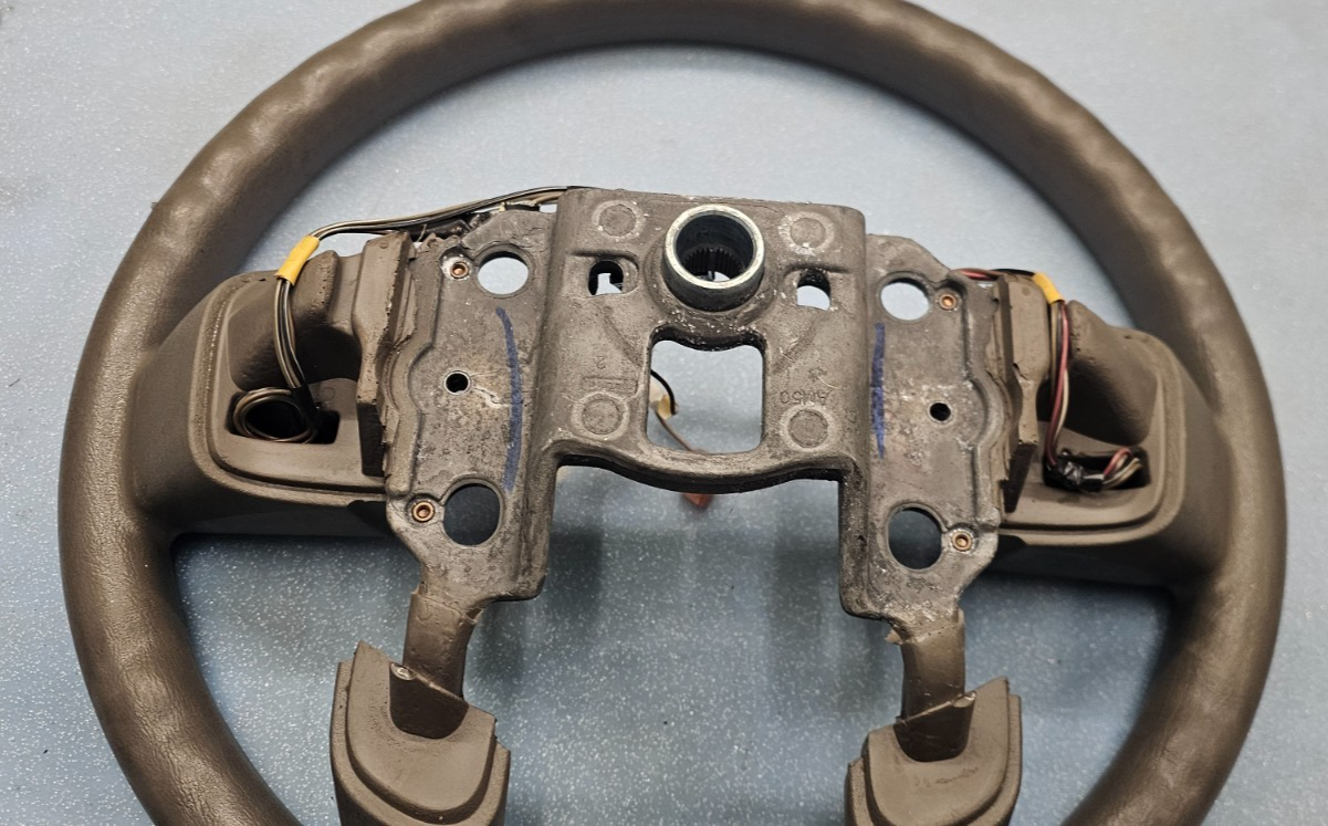 🔥00-05 CHEVY MALIBU STEERING WHEEL CRUISE CONTROL SWITCH ASSEMBLY TAN OEM