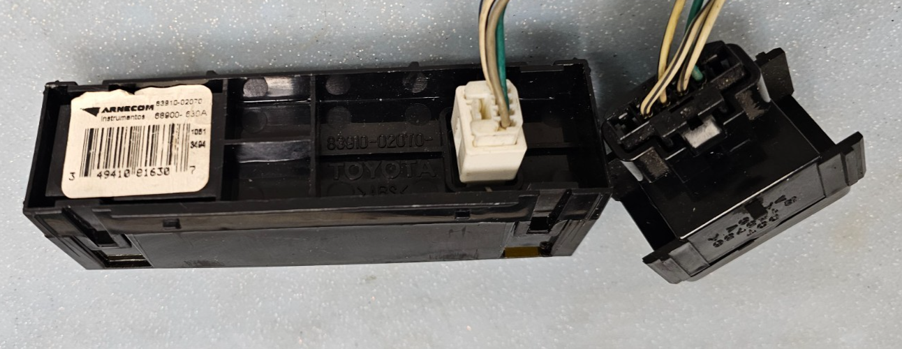 🔥03-08 Corolla Matrix Digital Dash Clock Display/Emergency Hazard Switch BLACK