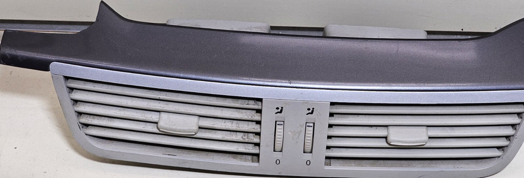 🔥09-14 Volkswagen Routan Dash Front Center Trim Bezel Panel Air Vent Silver OEM