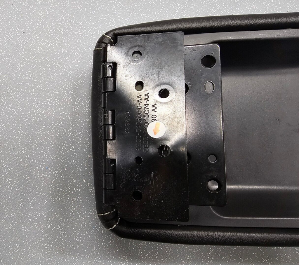 10-12 Fusion Milan Front Center Console Lid Armrest Cover Top Pad Assembly Black
