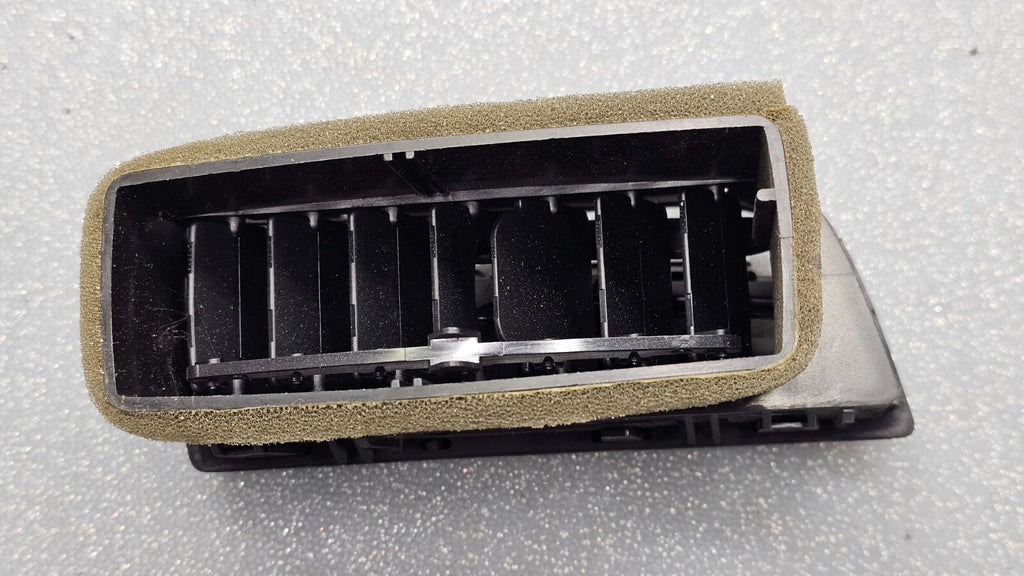 🔥 08-11 Ford Focus Dash Left Driver Air Vent A/C AC Heater Panel Black