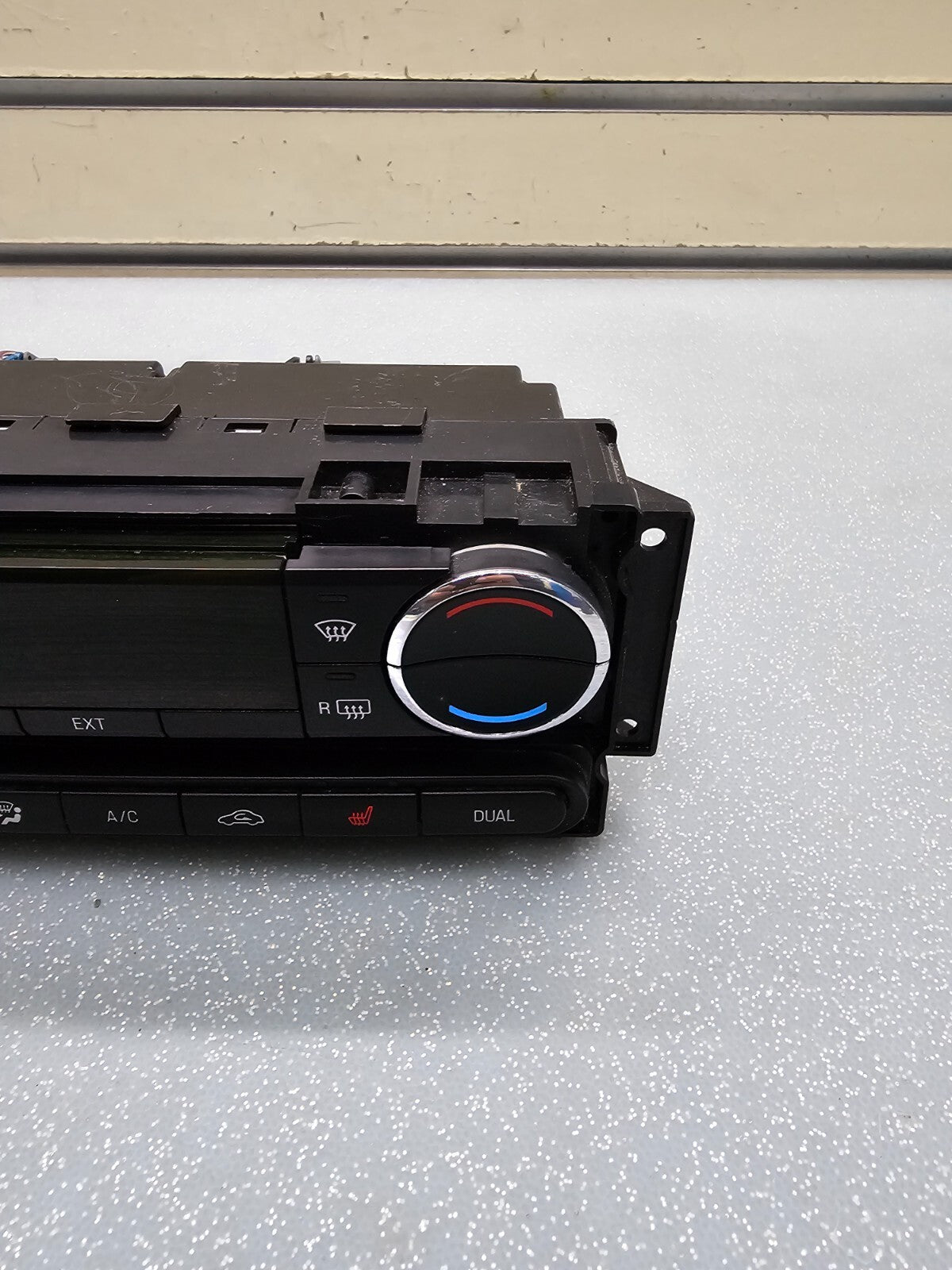 07-10 Ford Edge Dash Center A/C Heater Control Temperature Climate Control Unit