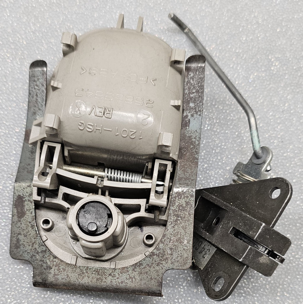 🔥2005-2009 Chevrolet Equinox GLOVE BOX LATCH LIGHT GREY
