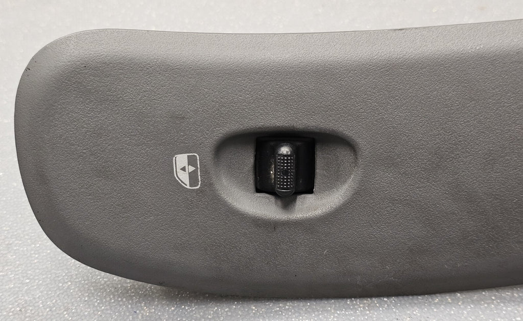 🔥01-07 Caravan Town Country Front Right Passenger Window Door Lock Switch Gray