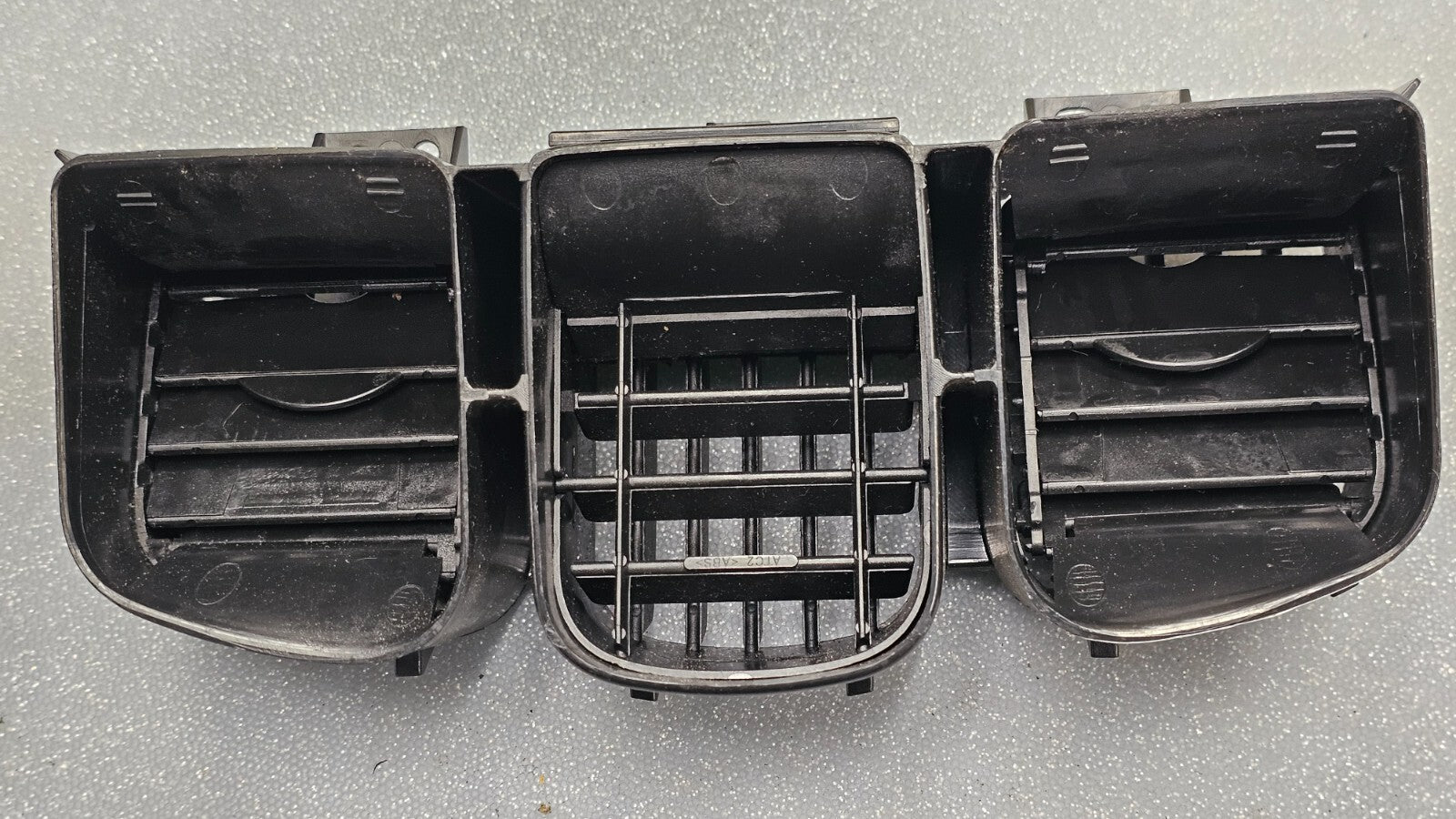 🔥 01-07 Dodge Grand Caravan Dash Center Air Vents A/C AC Heater Panel  Black