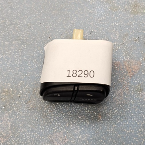 🔥03-07 SILVERADO SIERRA LEFT DRIVER STEERING WHEEL RADIO VOLUME CONTROL SWITCH