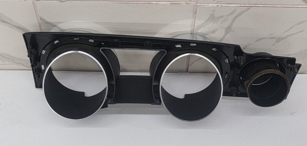 🔥05-09 Mustang Dash Instrument Cluster Bezel Speedometer Trim Chrome/Black C32