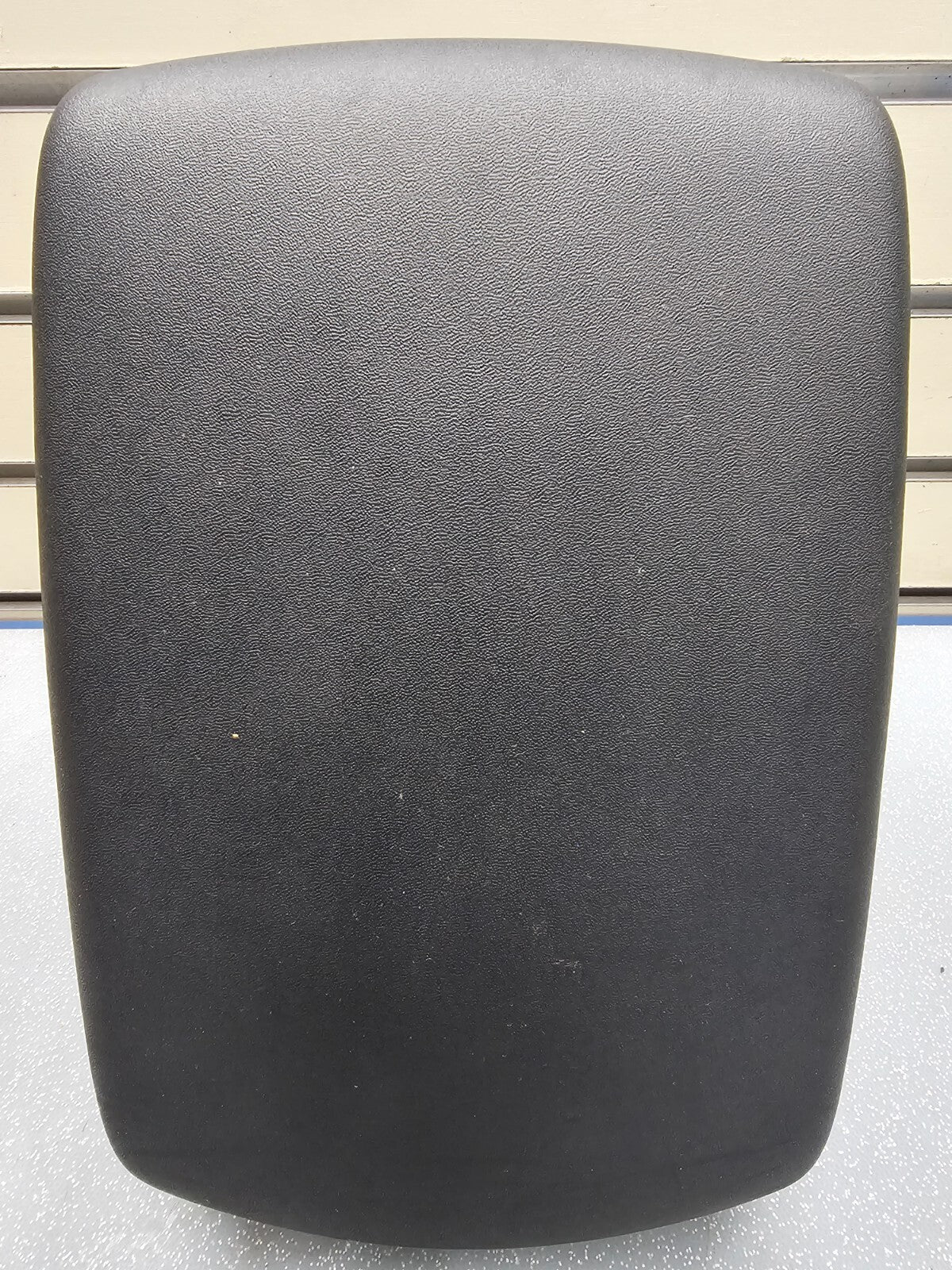 🔥07-10 Sentra Center Console Armrest Storage lid Box Top Pad Leather Black OEM