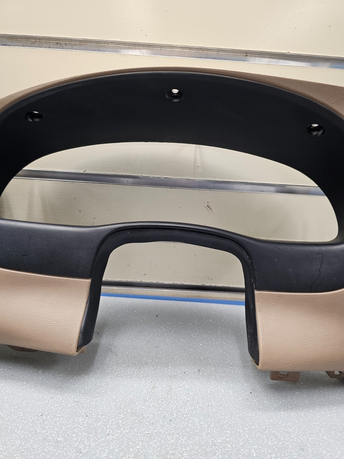 🔥95-06 RANGER EXPLORER Dash INSTRUMENT Cluster BEZEL Speedometer Trim TAN C15